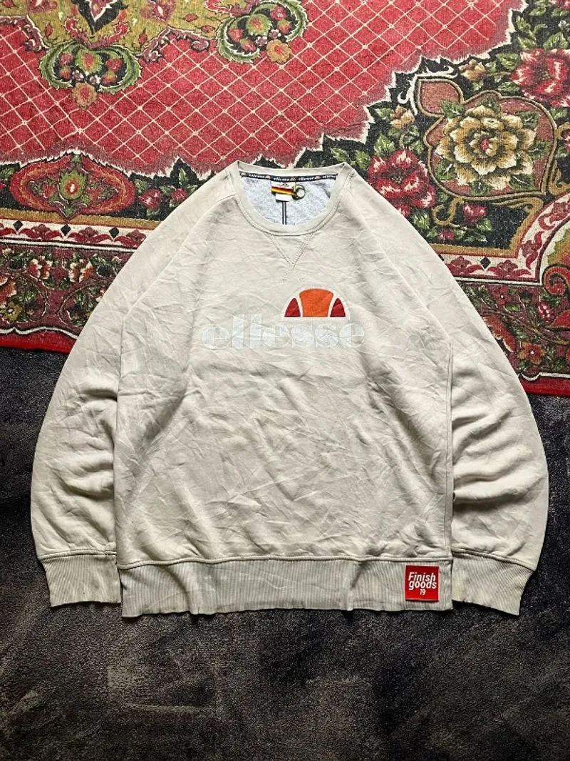 CREWNEK ELLESSE photo 1