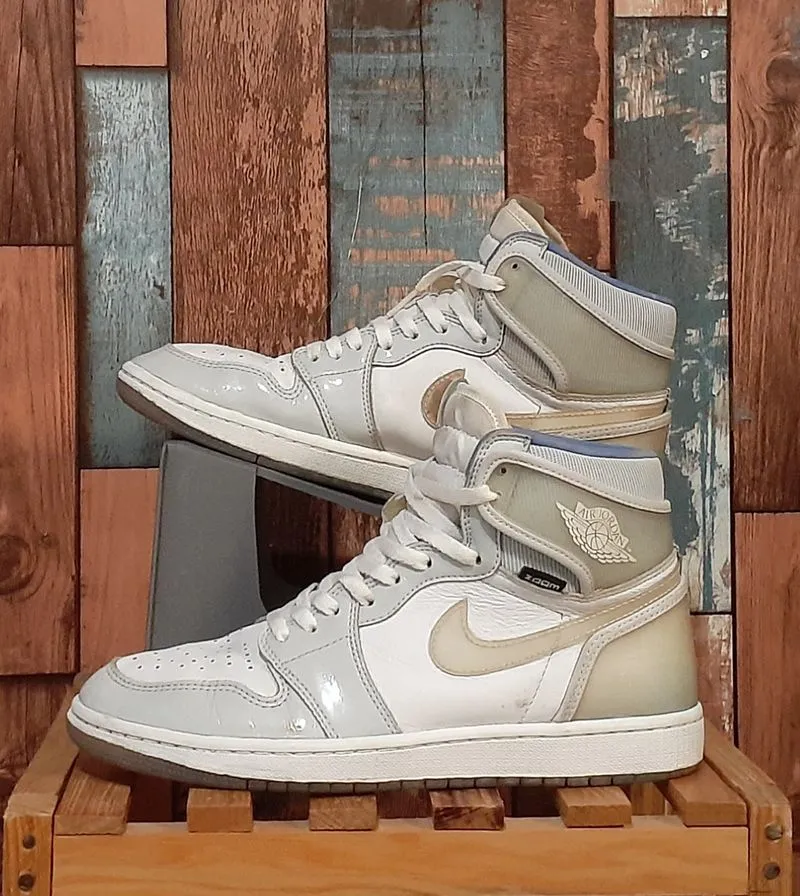 Nike Air Jordan Casual Sneakers Pria white gray photo 1