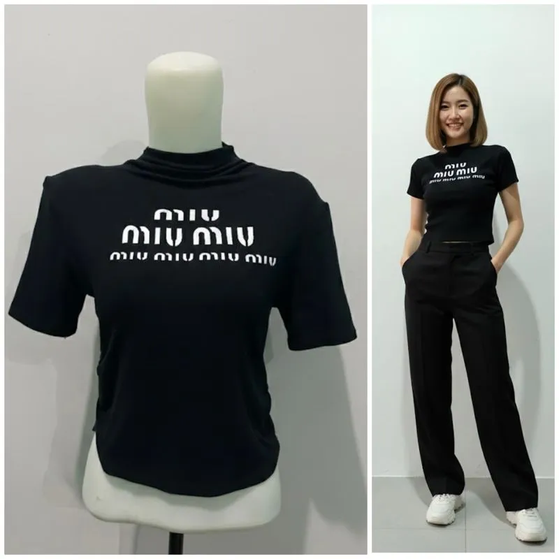 Mock Neck Crop Top Hitam photo 1