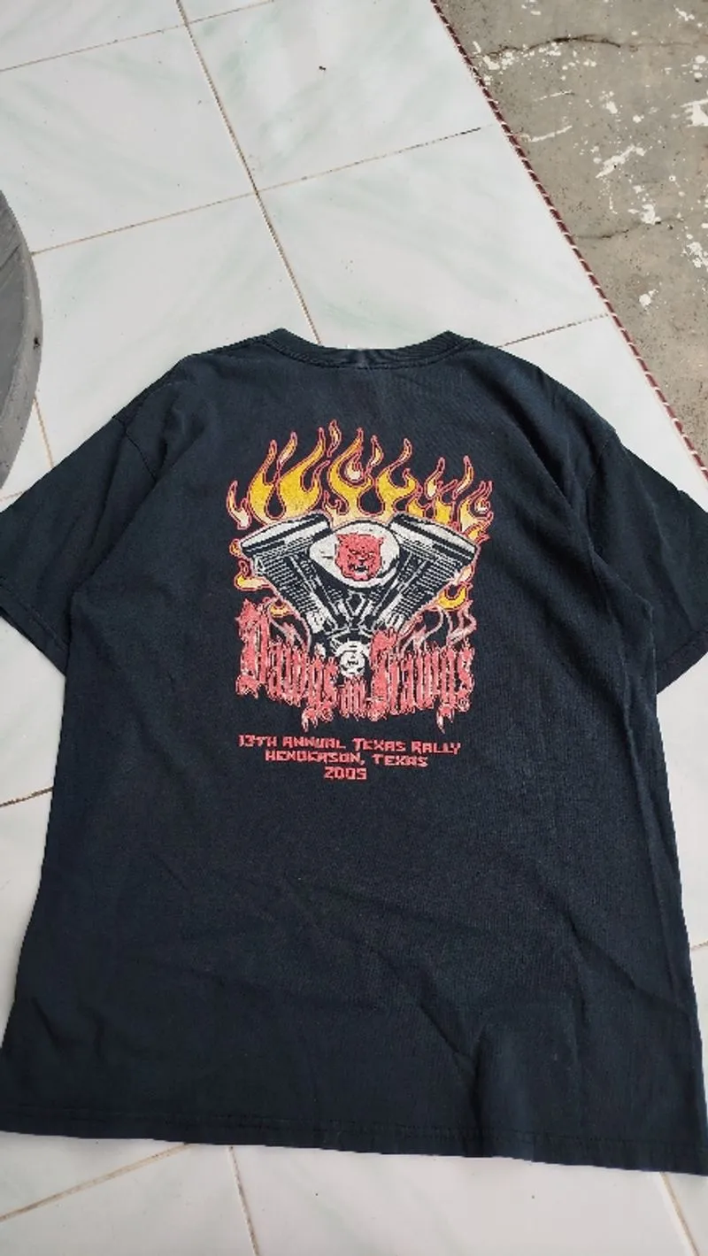 RARE! Vintage 2005 Texas Rally "Dawgs on Hawgs" Biker Tee photo 1