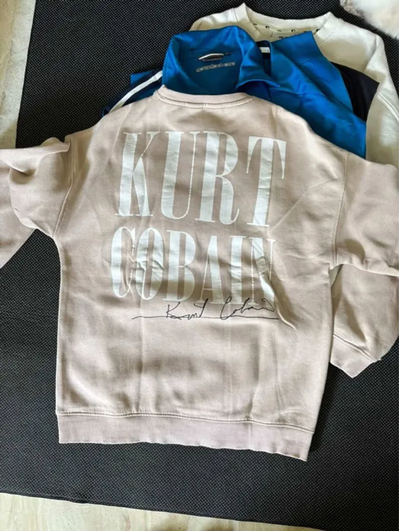 sweater kurt cobain bershka photo 1