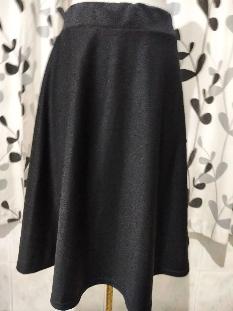 Rok hitam pendek photo 1