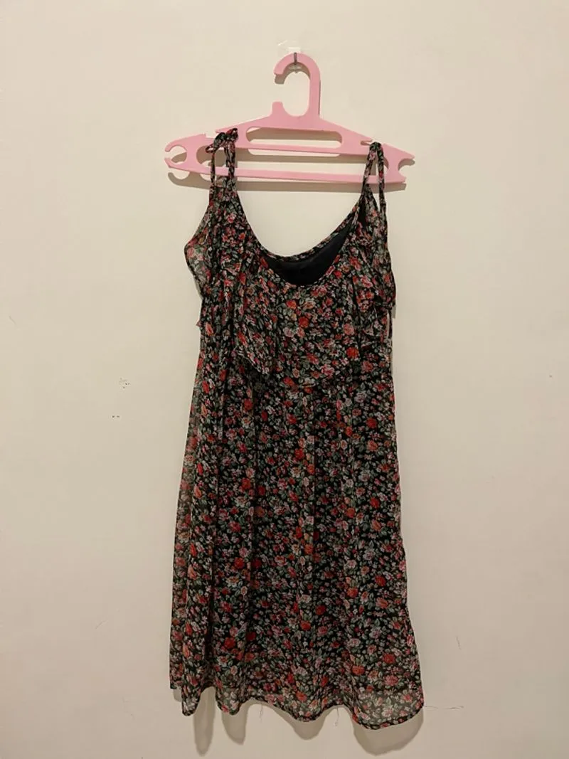 Floral print layered dress photo 1