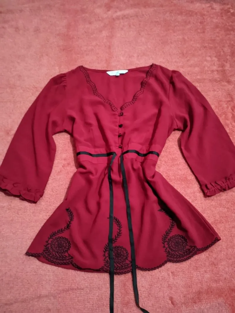 Blouse merah photo 1