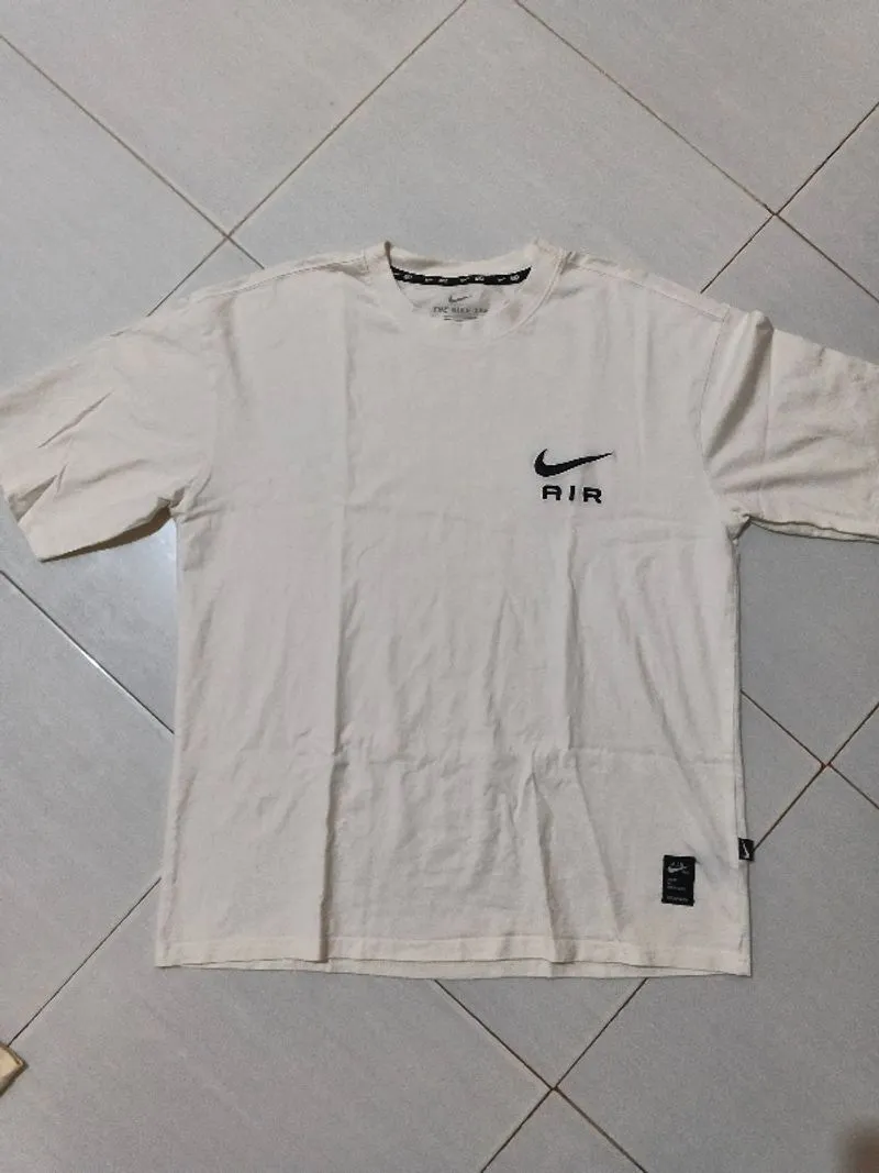 NIKE AIR TSHIRT WHITE photo 1