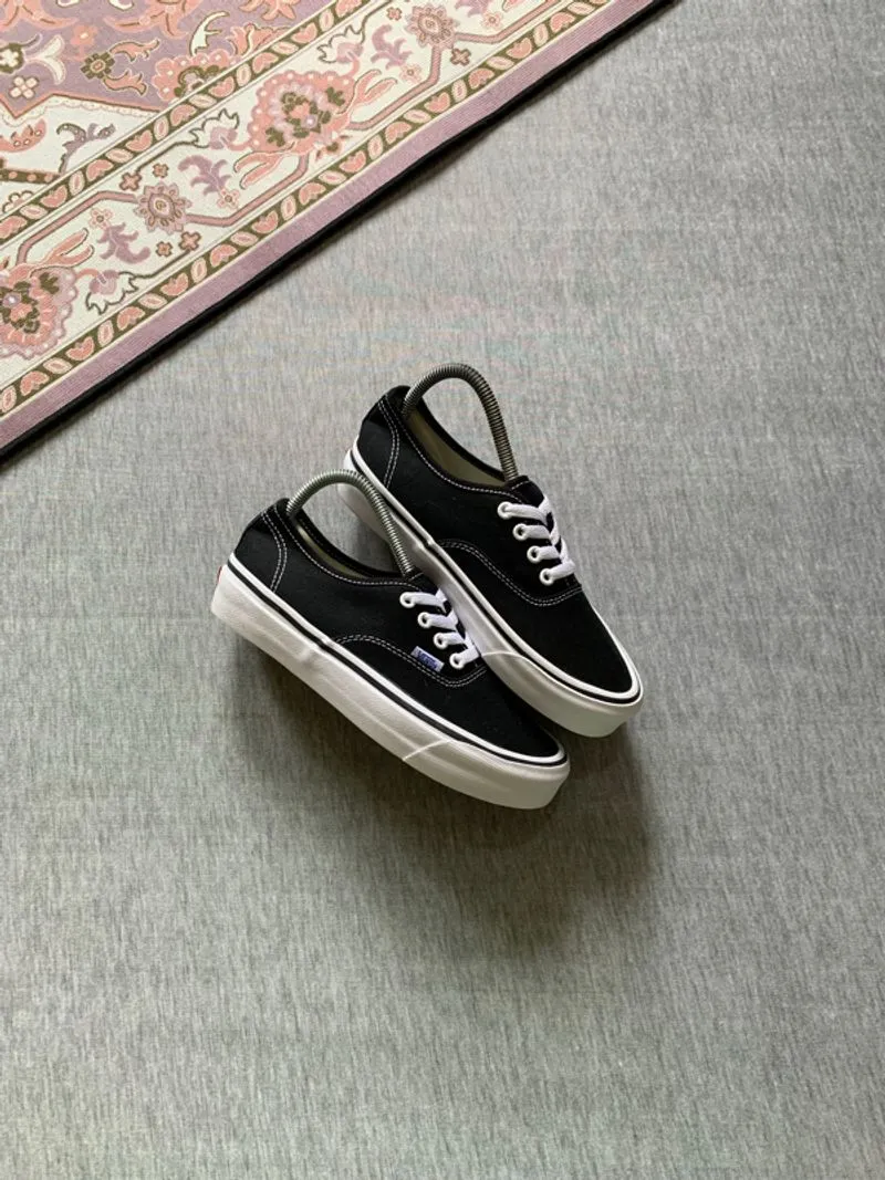 Vans Authentic Classic OG Sol Ultracush Black White photo 1
