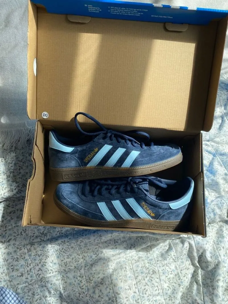 Adidas Casual Casual shoe Pria navy blue photo 1