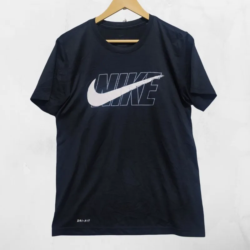 NIKE RUNNING TEE SPORTWEAR | DRYFIT | THE NIKE TEE photo 1