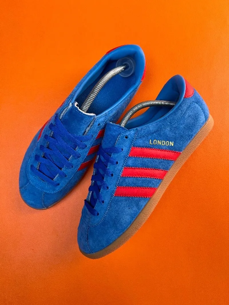 Adidas london
 photo 1