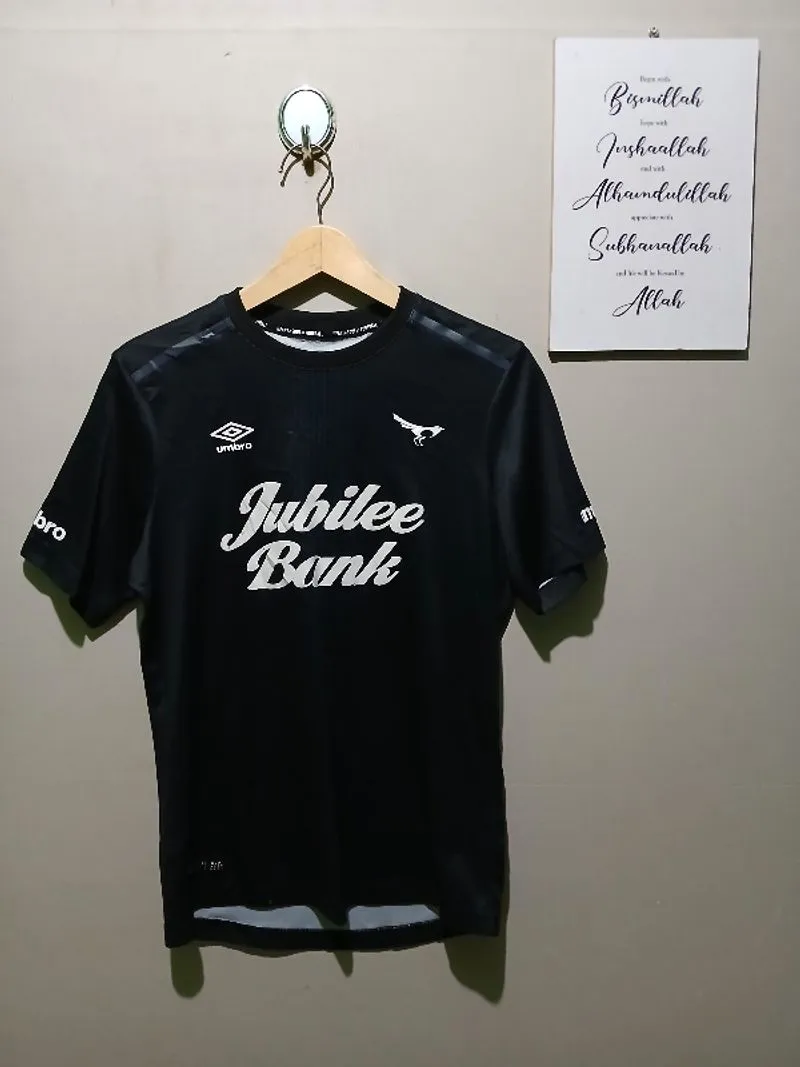 Jersey Seongnam Home 2017 photo 1