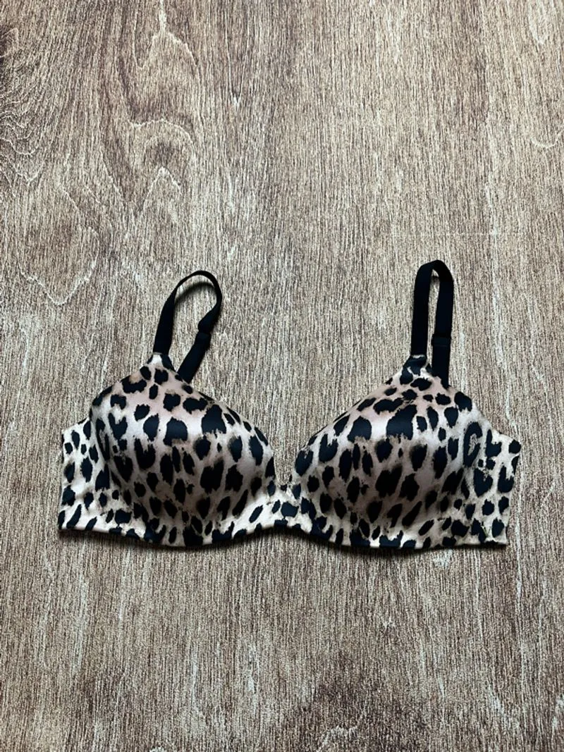 Rare Bra victoria’s secret leopard 34DD photo 1