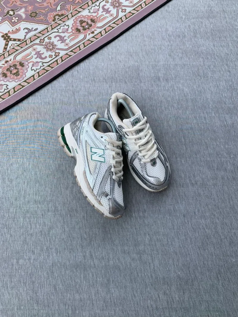 New Balance 1906R White Green photo 1