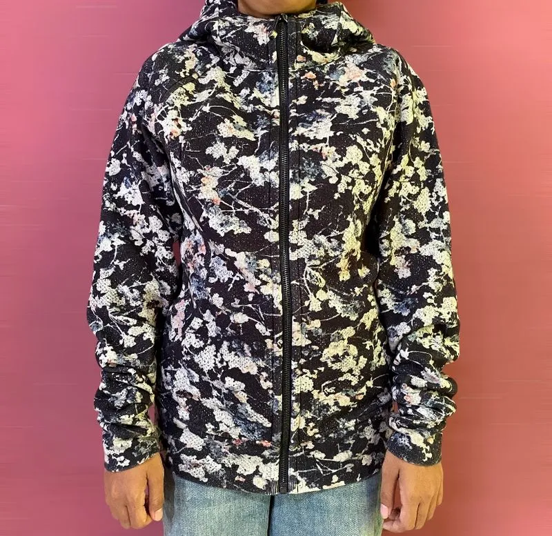 AUTHENTIC LULULEMON JACKET photo 1
