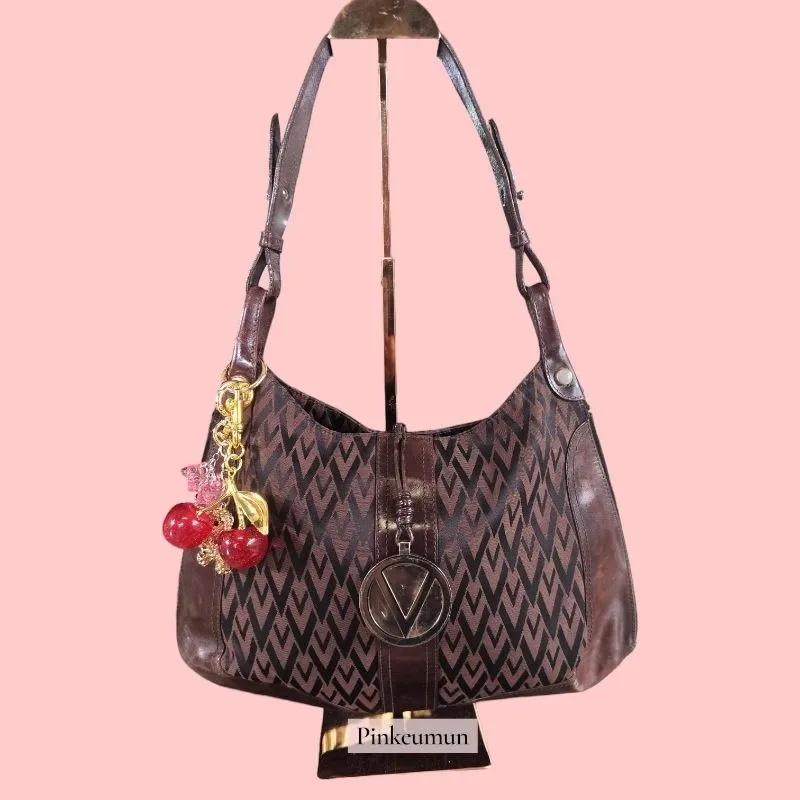 Auth. Vintage Valentino Garavani Signature Bag
 photo 1