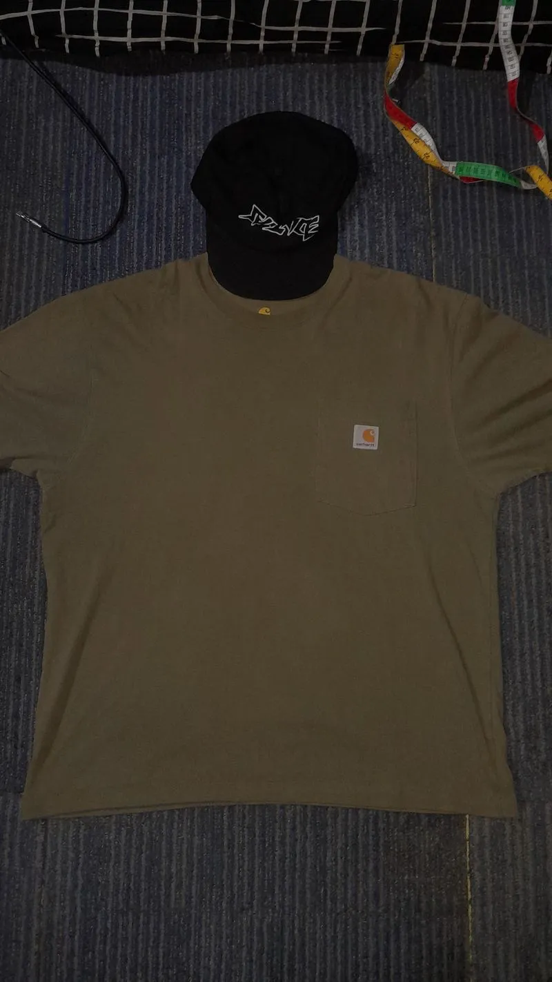 Carhartt Minimalist T-shirt Pria green tan photo 1