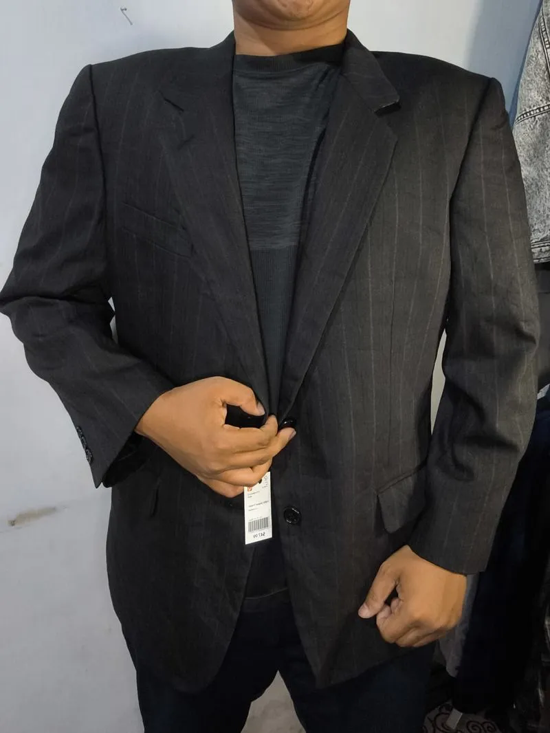 JAS BLAZER PRIA HITAM photo 1