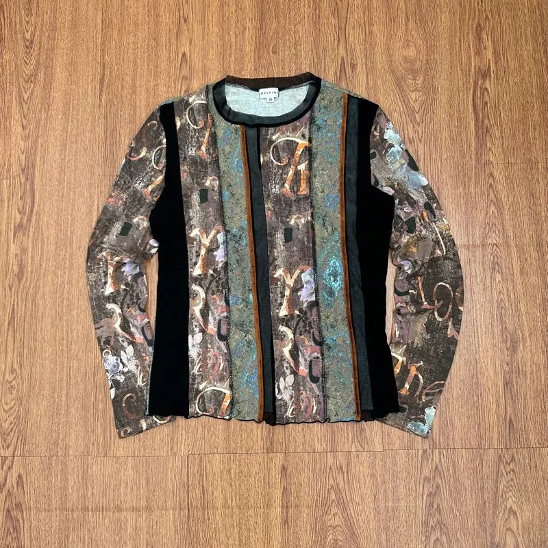 Delfini abstract hybrid tee photo 1