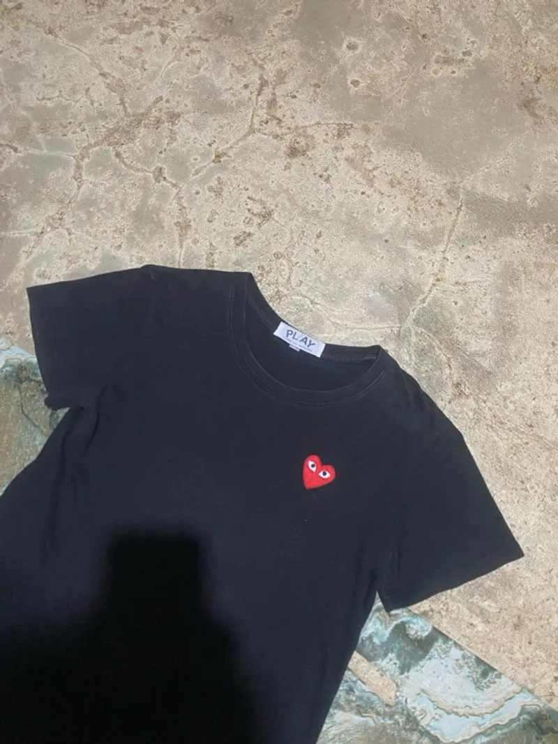 Kaos PLAY CDG photo 1