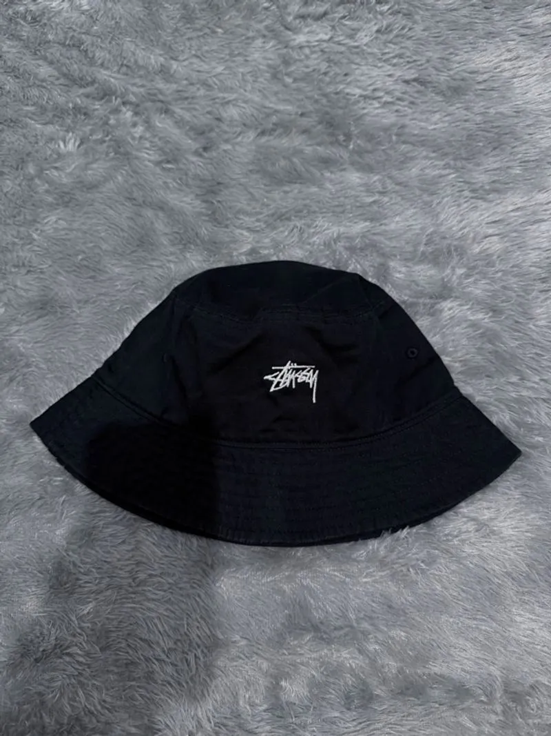 STUSSY BUCKET HAT photo 1