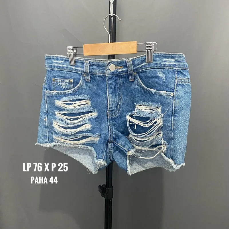 celana pendek jeans bawahan sobek brand photo 1