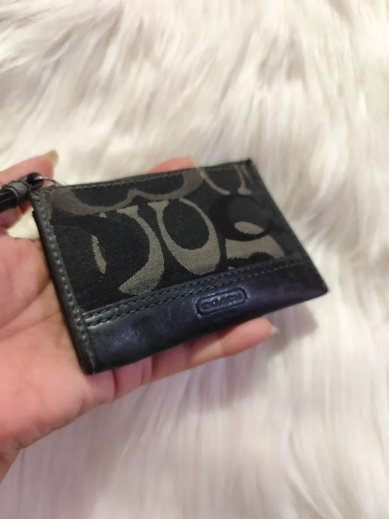 VINTAGE COACH SIGNATURE CARD WALLET & KEY CHAIN photo 1