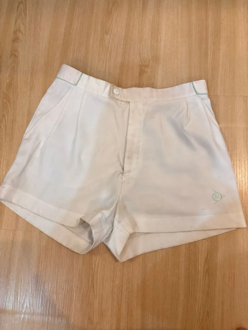 Dunlop White Short photo 1