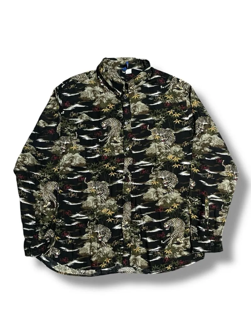 H&M Printed Tiger Floral Graphic Shirt photo 1