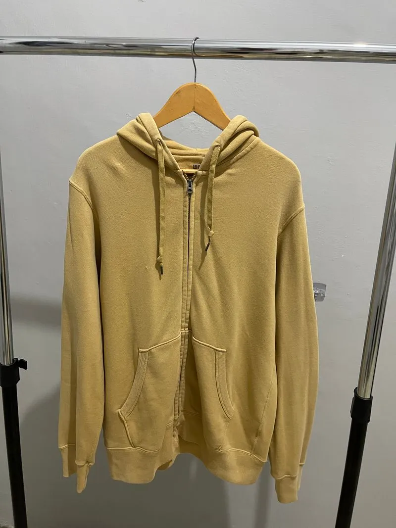 Hoodie Uniqlo Yellow original 100% size L photo 1