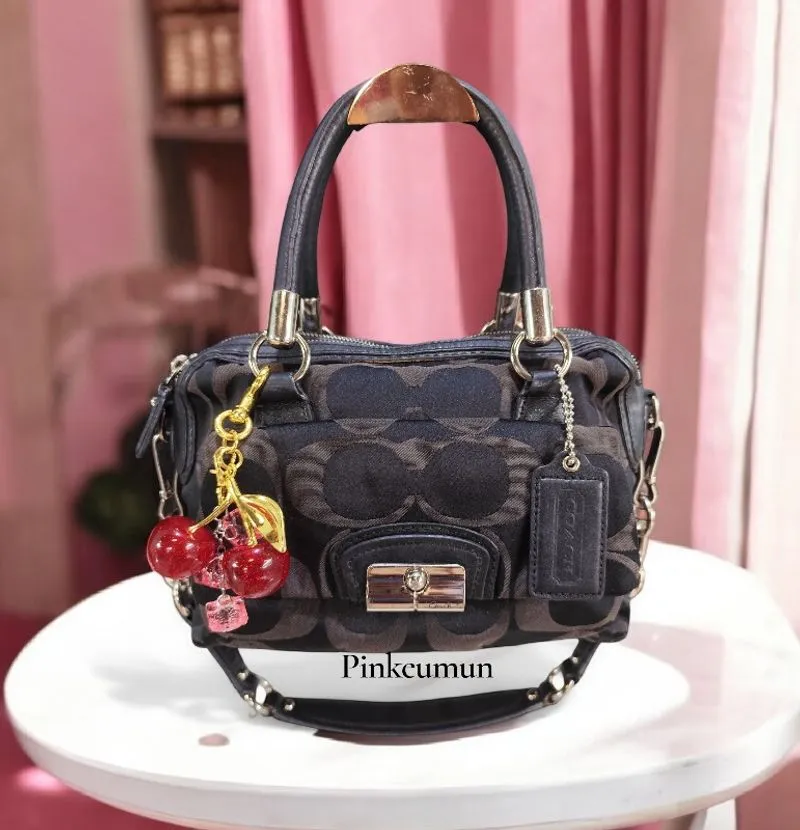 AUTH. COACH KRISTIN OP ART SATCHEL photo 1