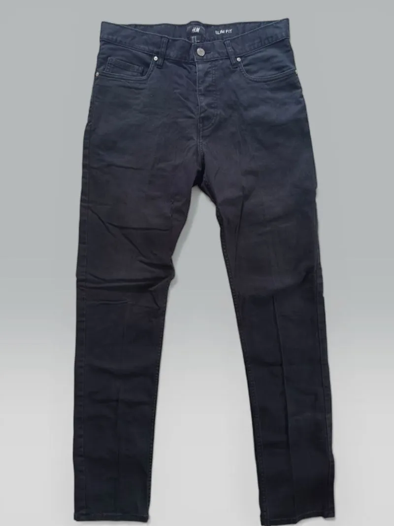 H&M Slim Hitam photo 1