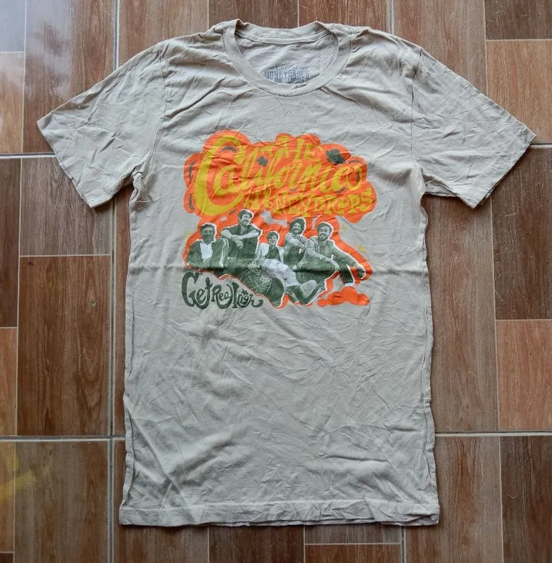 The California Honey Drop Band Tee  photo 1