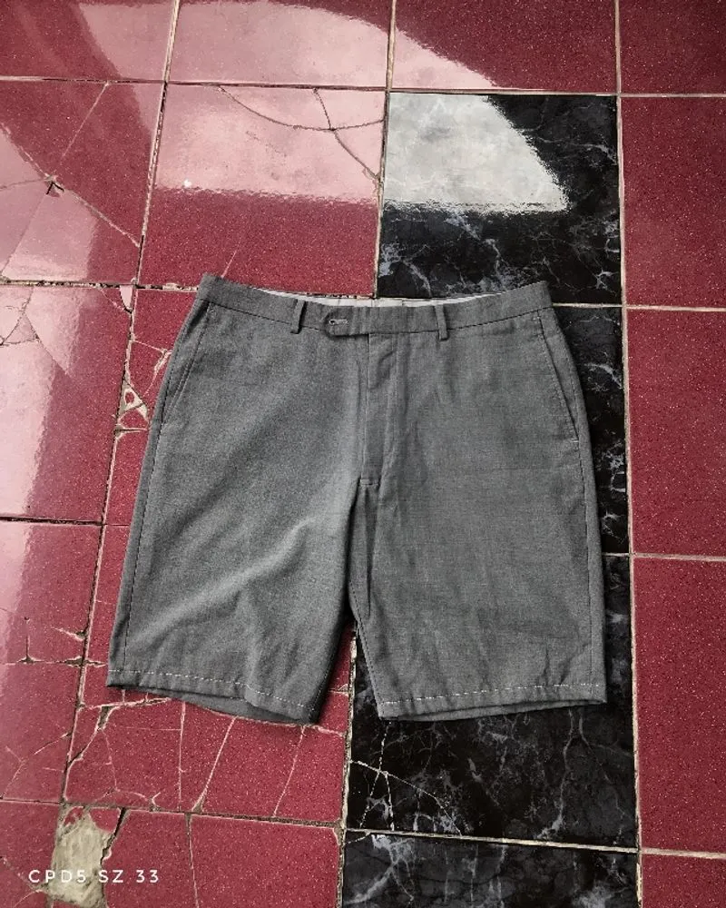 shortpants halus photo 1
