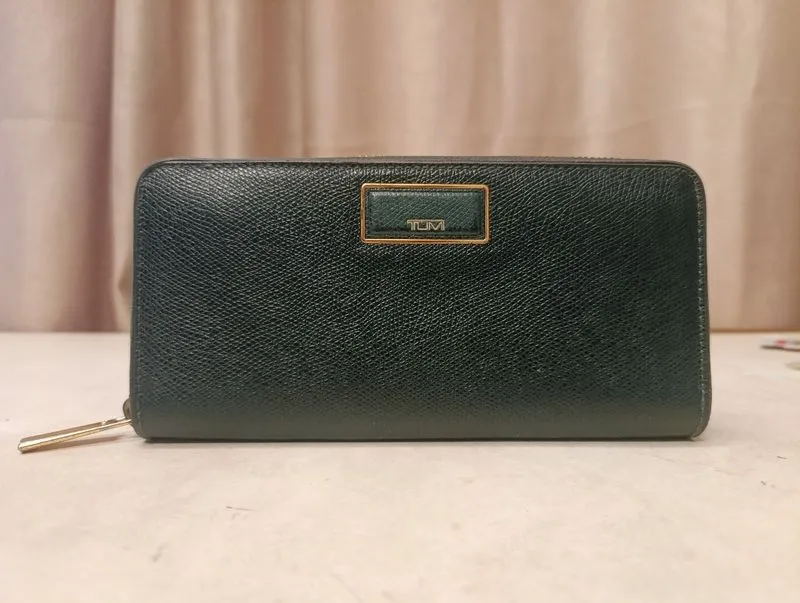 "TUMI" wallet, zip around continental belden  photo 1