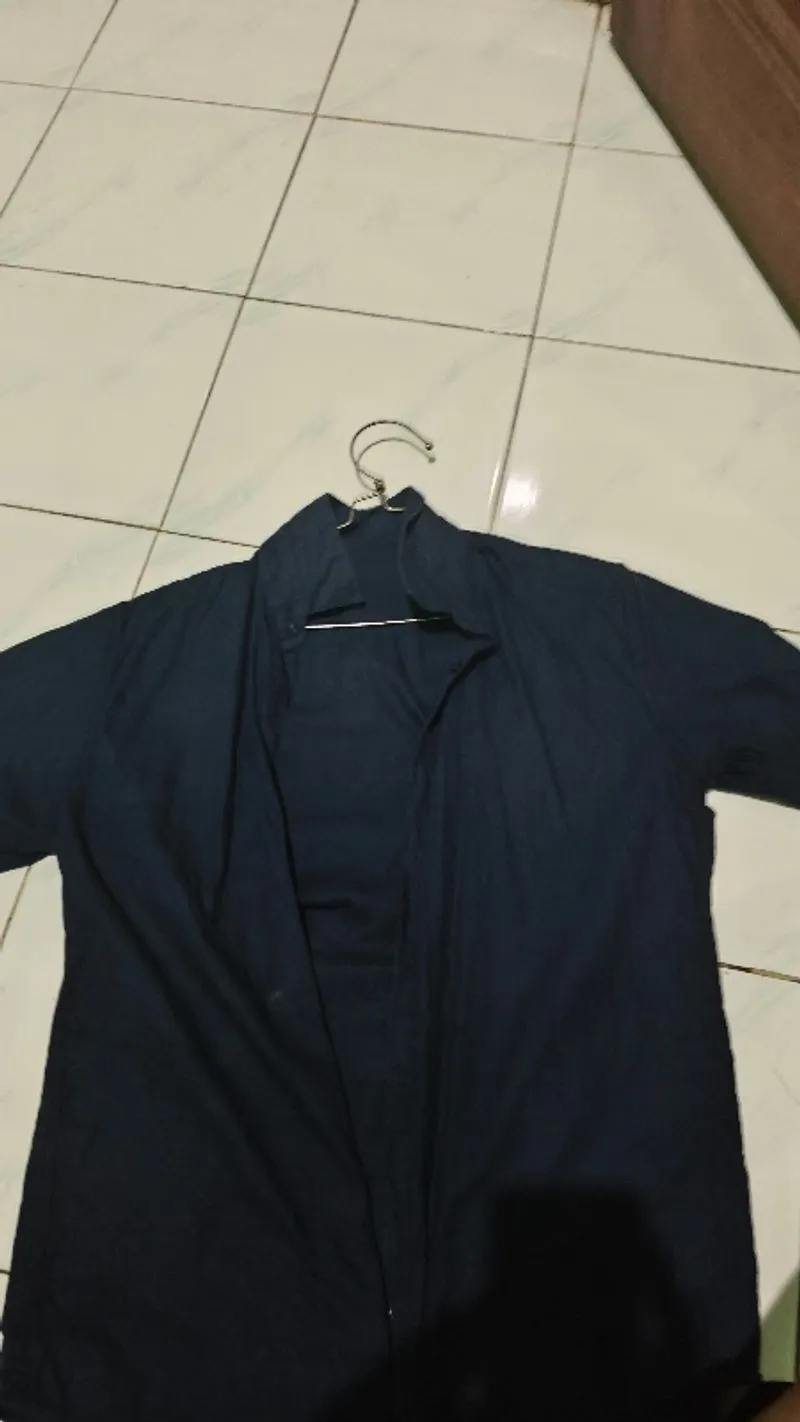 kemeja Biru Dongker Slim Fit photo 1