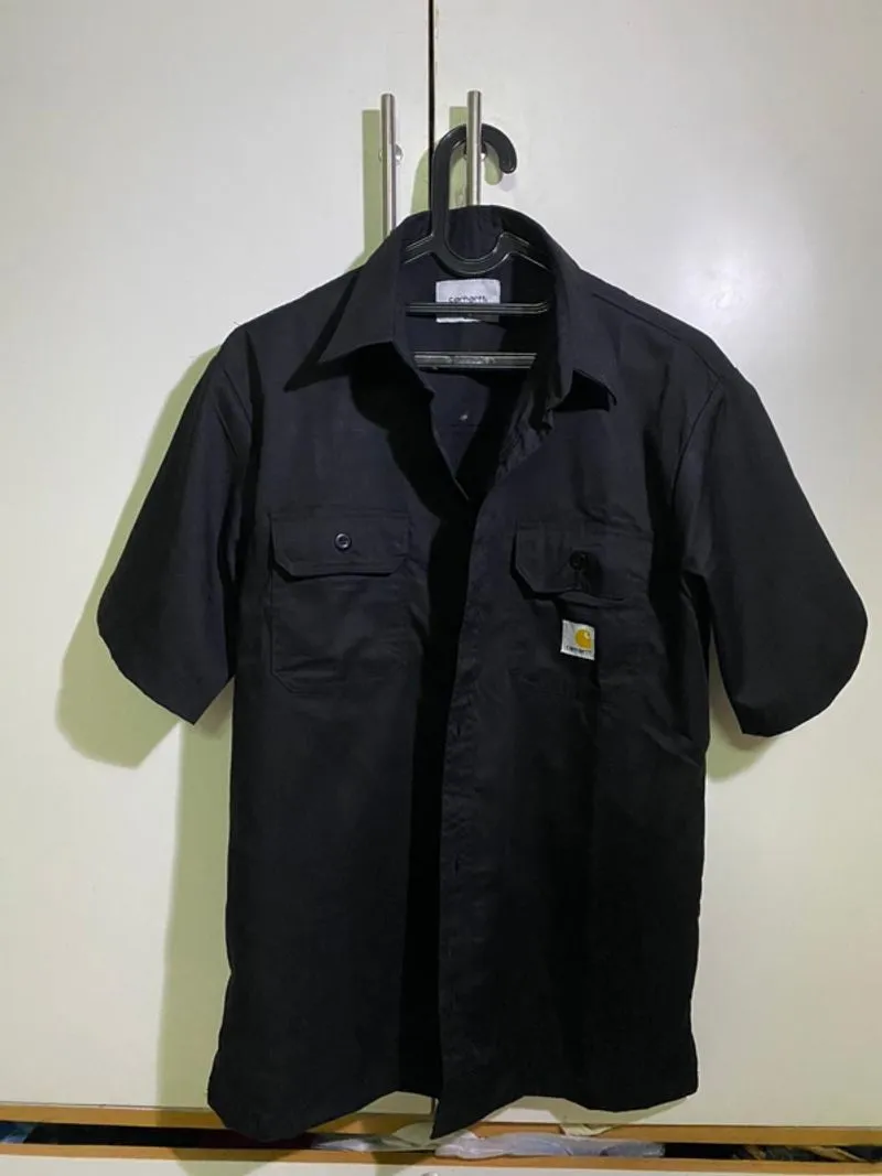 Carhartt work shirt photo 1
