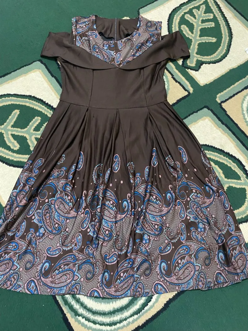 dress photo 1
