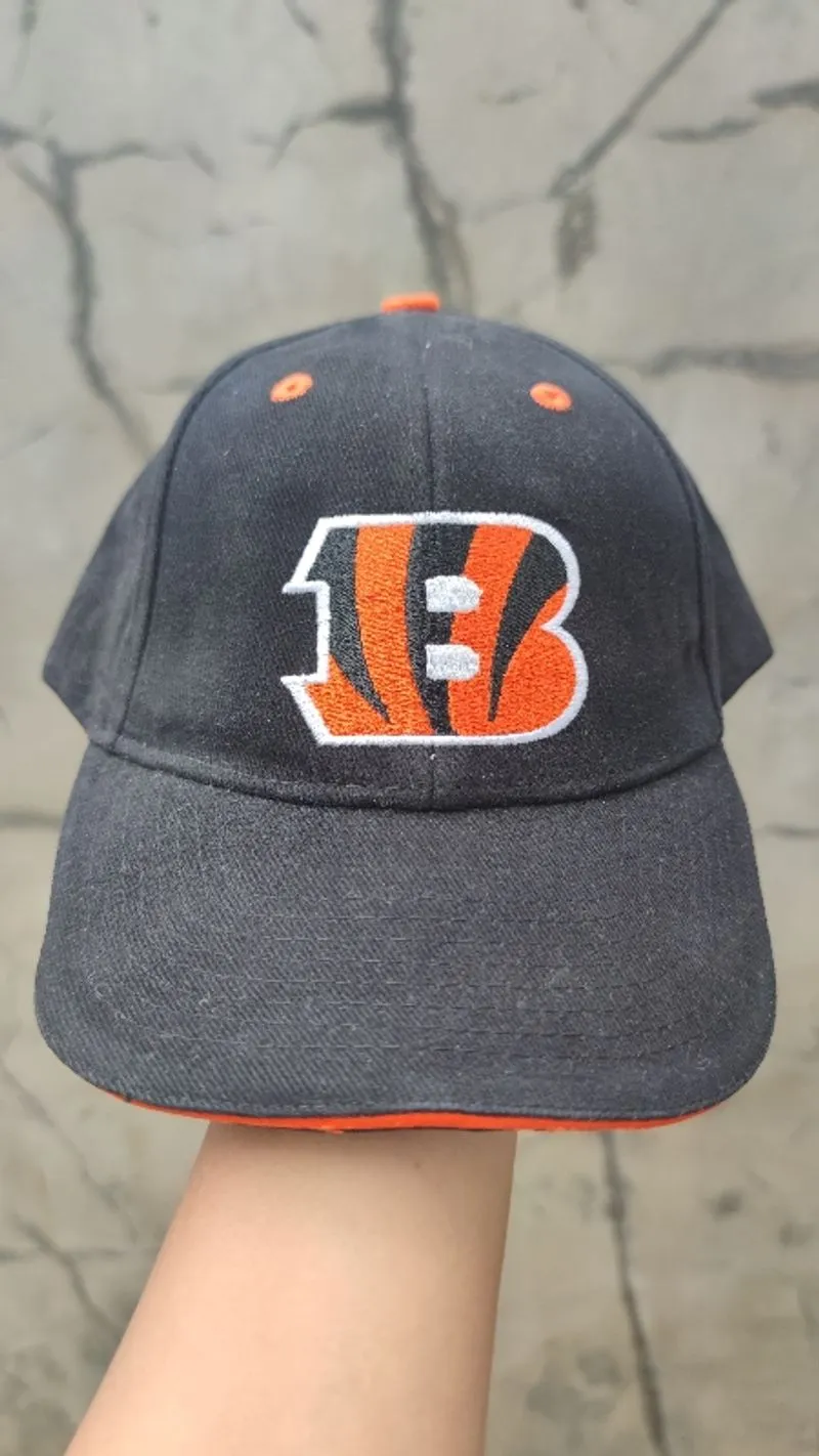 Topi Bengals Cincinati NFL Vintage Cap inisial B photo 1