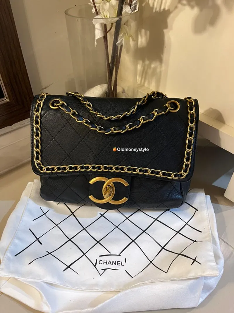 Chanel Chain Me Flap photo 1