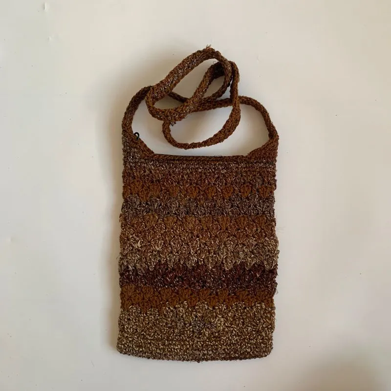 Knit small sling bag photo 1