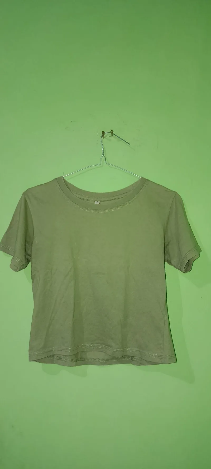 kaos crop photo 1
