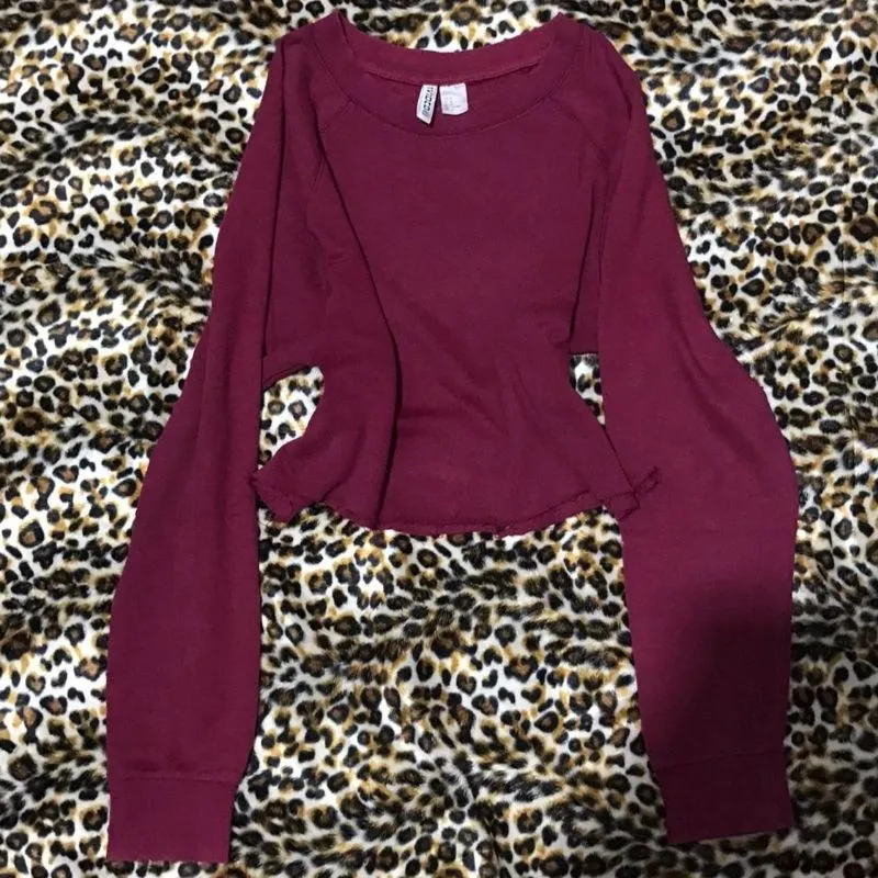 sweater crop hnm / UNTUK FREE OUTER CREAM photo 1