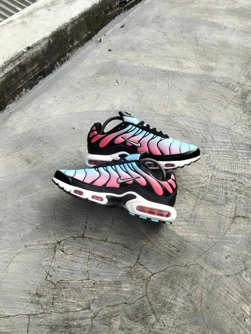 Nike tn photo 1