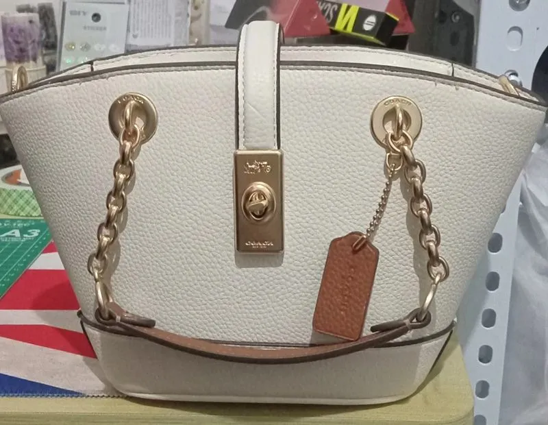 Coach Lane Bucket Bag photo 1