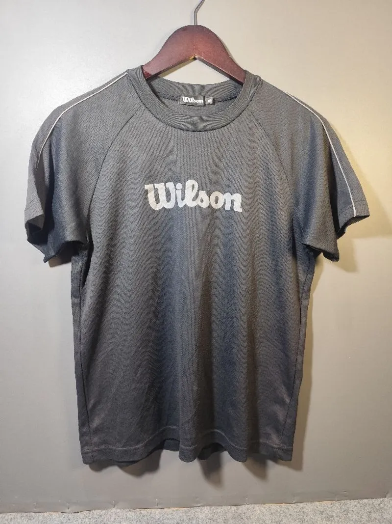 Kaos Olahraga Unisex WILSON Hitam Simple Keren photo 1