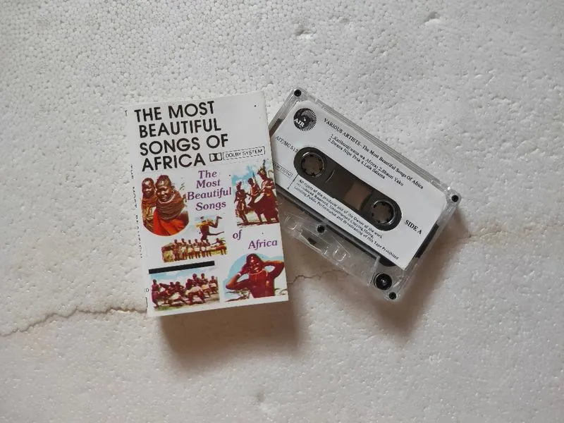 Kaset pita imprt THE MOST BEAUTIFUL SONGS OF AFRICA  photo 1
