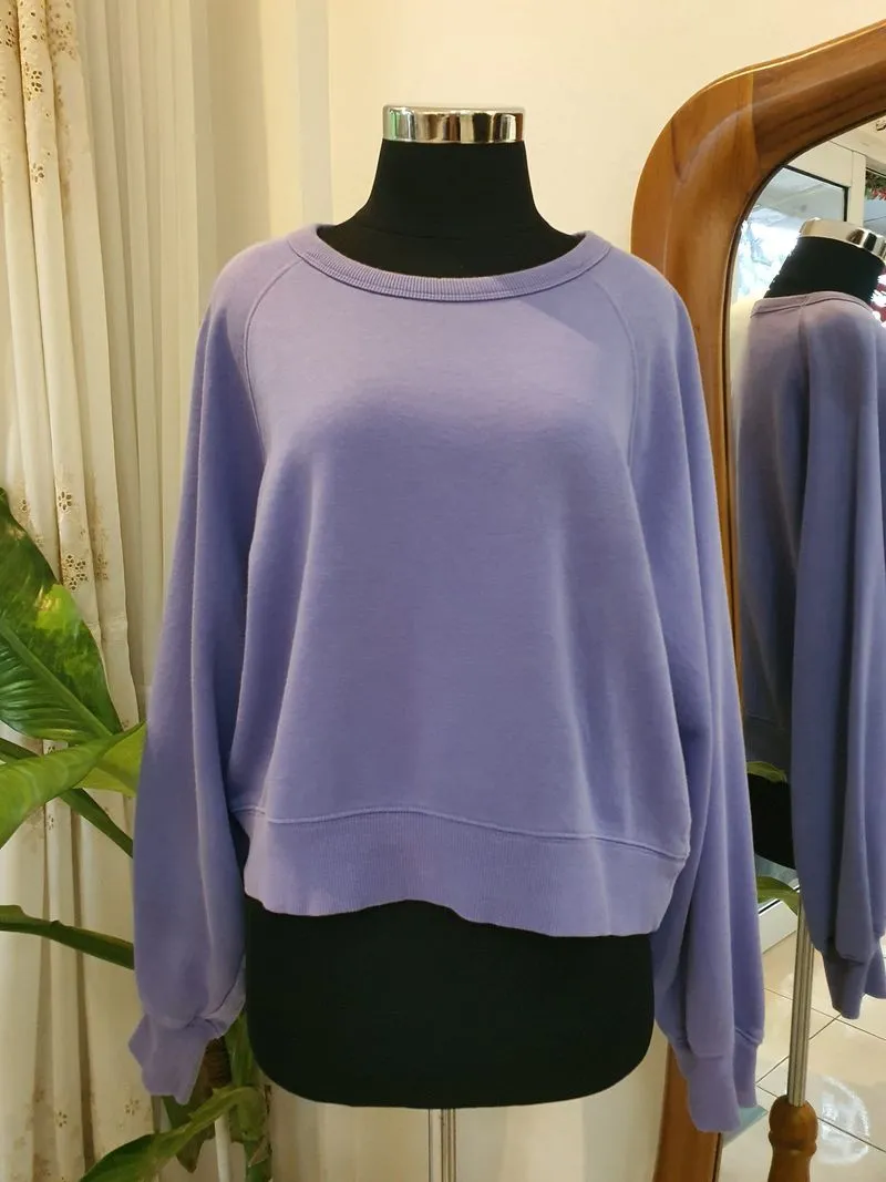 SWEATER WANITA GU photo 1