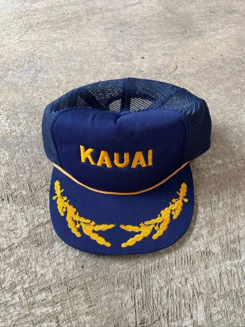 vintage truckerhats Kauai  photo 1