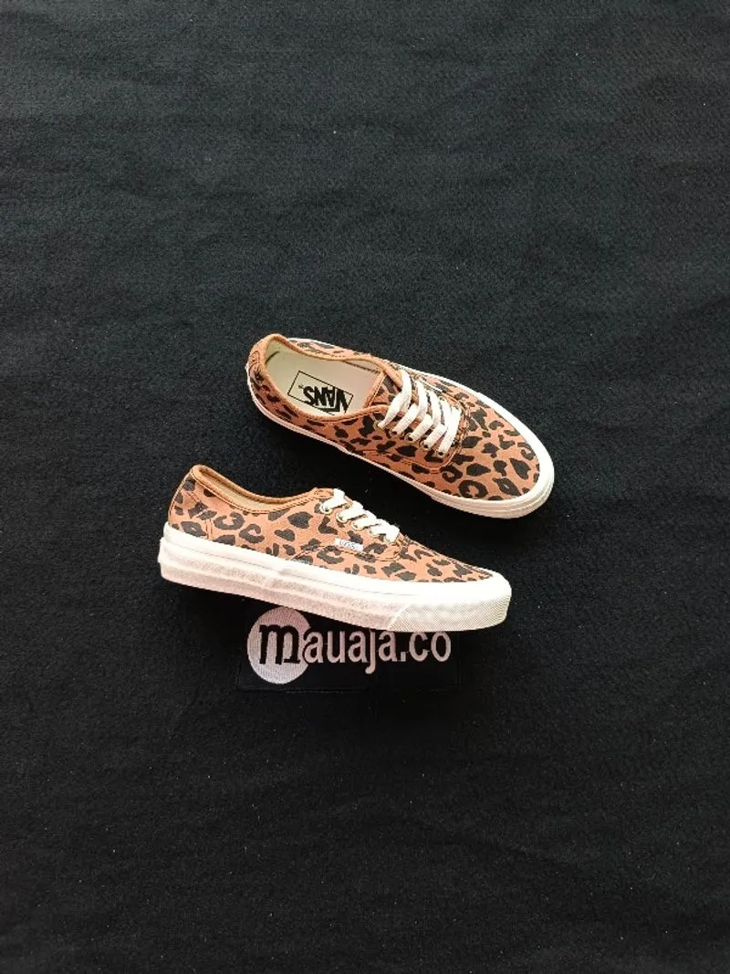 Vans Authentic 44 DX Anaheim Factory OG Leopard photo 1