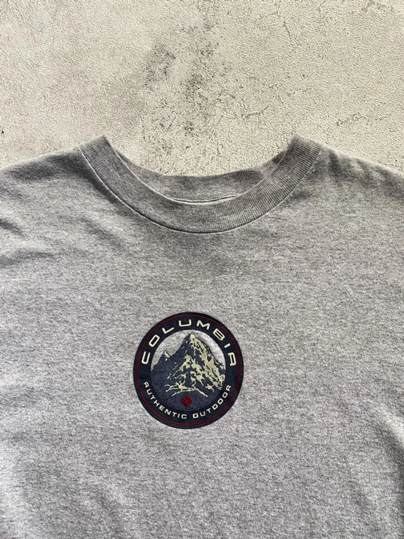 Vintage Columbia T-Shirt photo 1