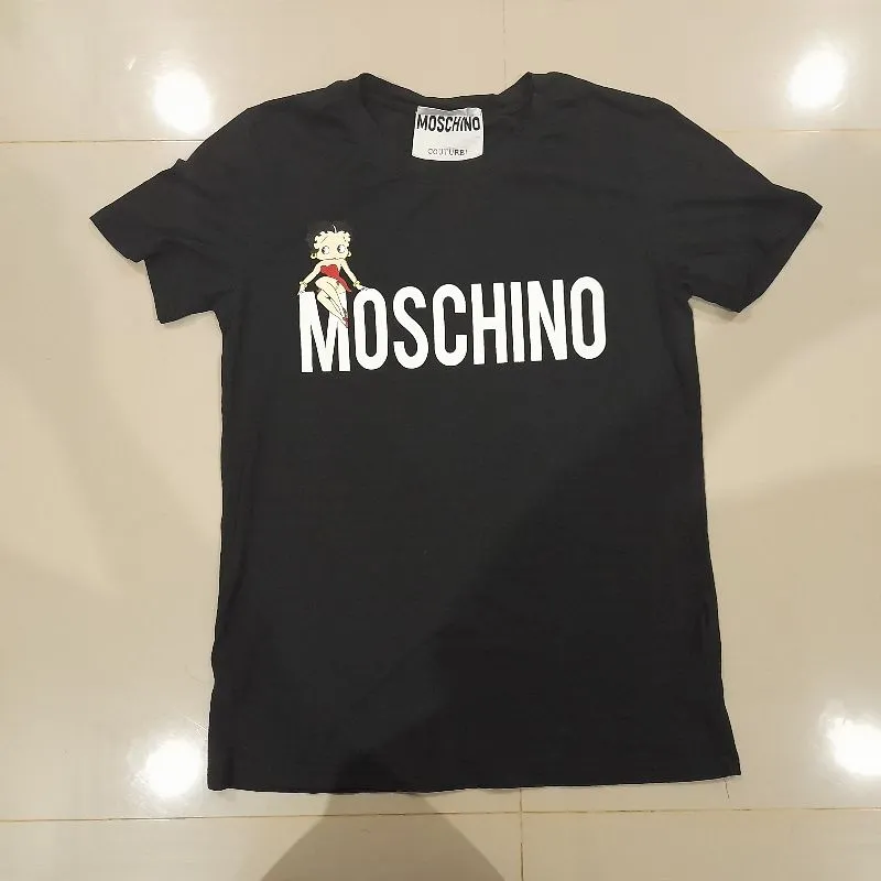 Kaos Moschino photo 1